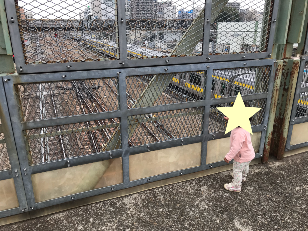 【子連れ遊び場】電車でGO！跨線橋で電車を見よう！＠三鷹